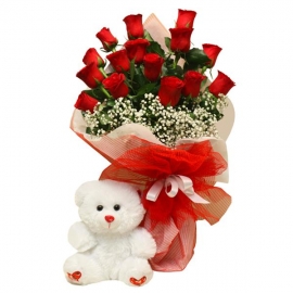  Alanya Flower Delivery 15 roses and bears
